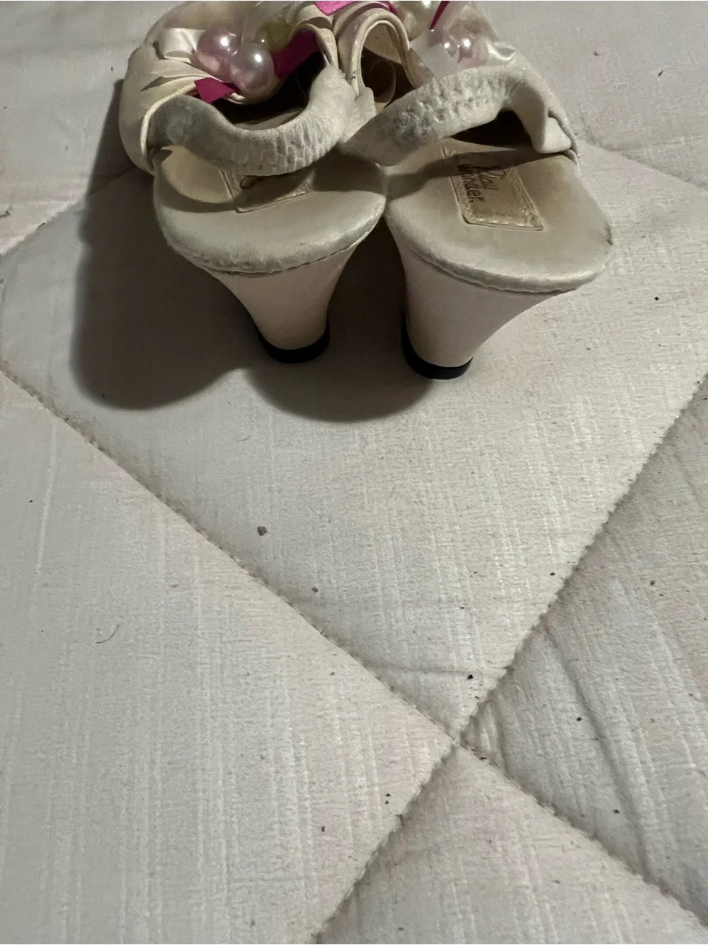 Women's Cream Ballet Flats - Elegant Everyday Comfort